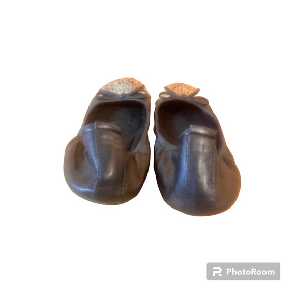 Women’s Vera Wang Black with Gold Cap Toe Ballet Flats Size 6.5 - Picture 10 of 11